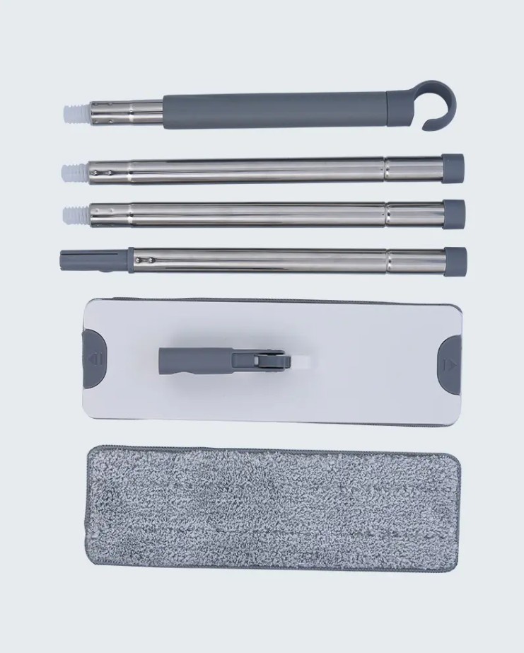 How do you use the flat mop and bucket set?